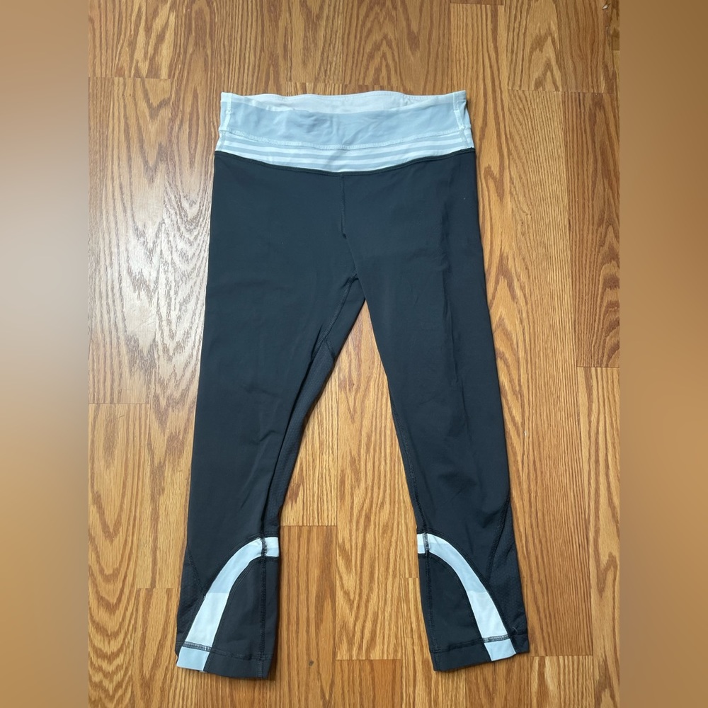 Lululemon Athletica Capri Leggings
